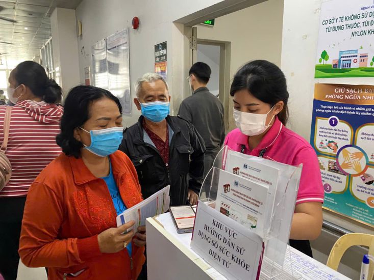 The Ministry of Health cuts administrative procedures and strongly decentralizes to localities. Photo: Thanh Chan