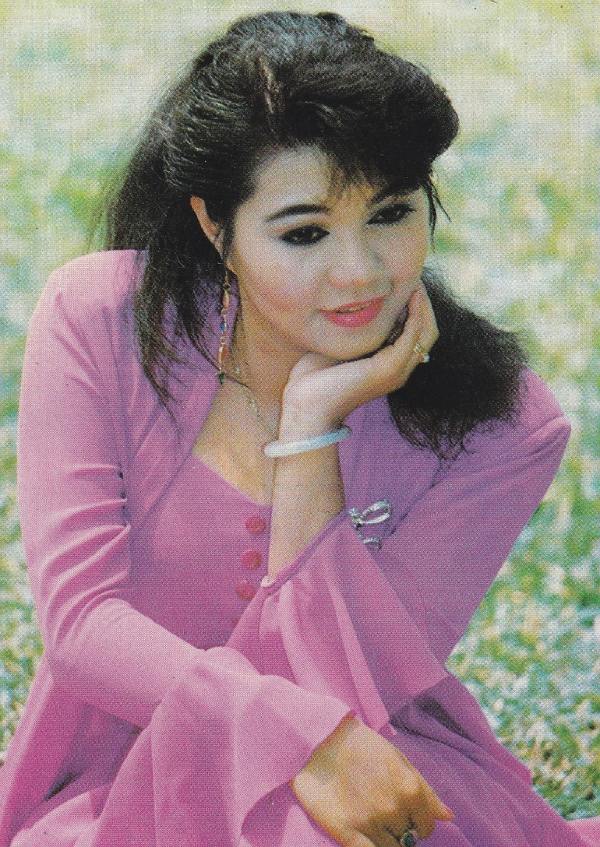 Ngọc Huyền có cuộc sống hạnh phúc tại Mỹ, thỉnh thoảng về Việt Nam hoạt động nghệ thuật. Ảnh: NVCC