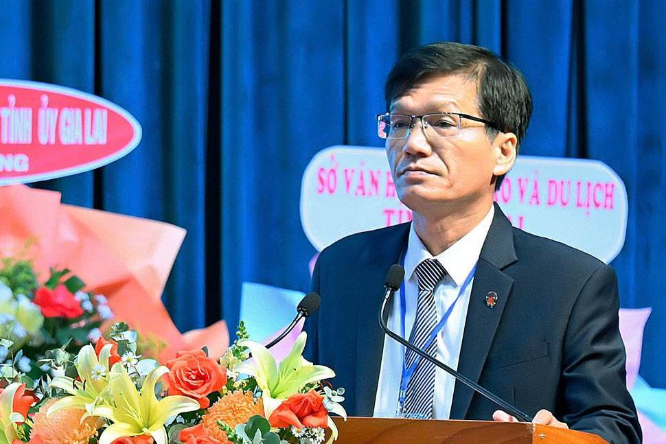 Mr. Ho Xuan Anh - Director of Gia Lai Newspaper and Radio, Television - as Chairman of the Provincial Journalists Association. Photo: Duc Thuy