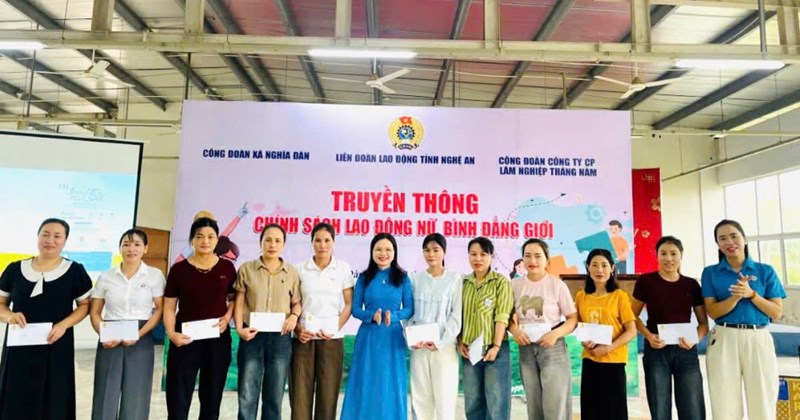 Nghệ An: Nâng cao nhận thức về chính sách lao động nữ