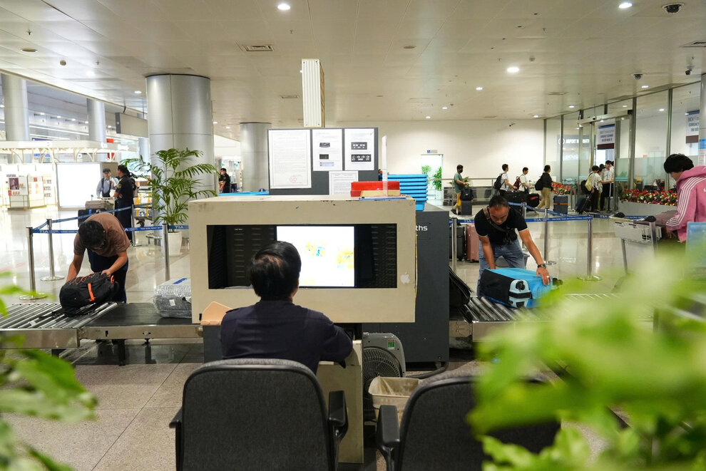 Trên tuyến hàng không và bưu điện, trị giá hàng vi phạm ước tính lên tới gần 700 tỉ đồng. Ảnh Cục Hải quan