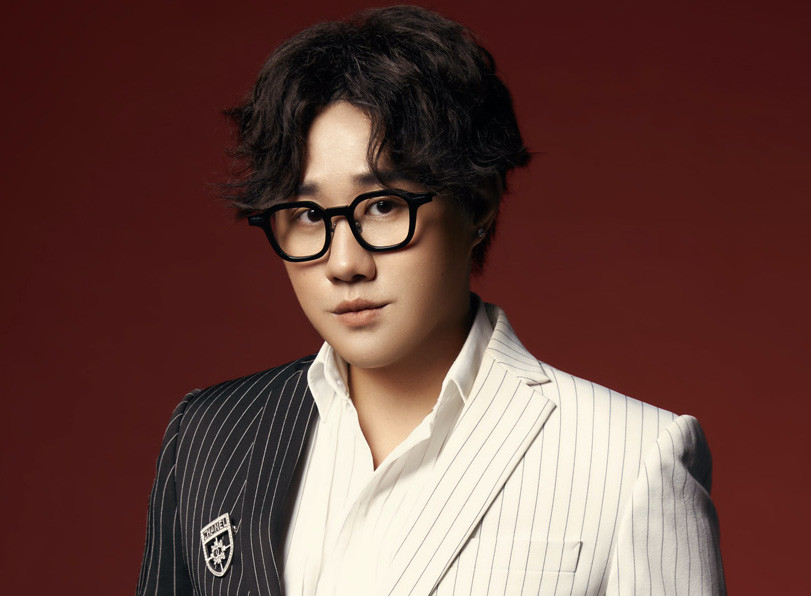 Rumors are spreading that Trung Quan Idol is competing in "Older Brothers Overcoming Thousands of Hardships". Photo: Dong Hoang.