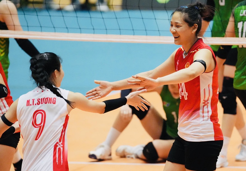 L'équipe Binh chủng Thông tin continue de faire confiance à 2 joueurs étrangers chinois pour participer à la Coupe Hùng Vương 2026. Photo: VFV