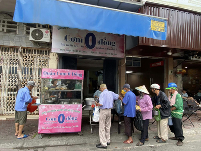 Quán cơm thiện nguyện hoạt động liên tục từ thứ 2 đến thứ 7. Ảnh: Nhân vật cung cấp