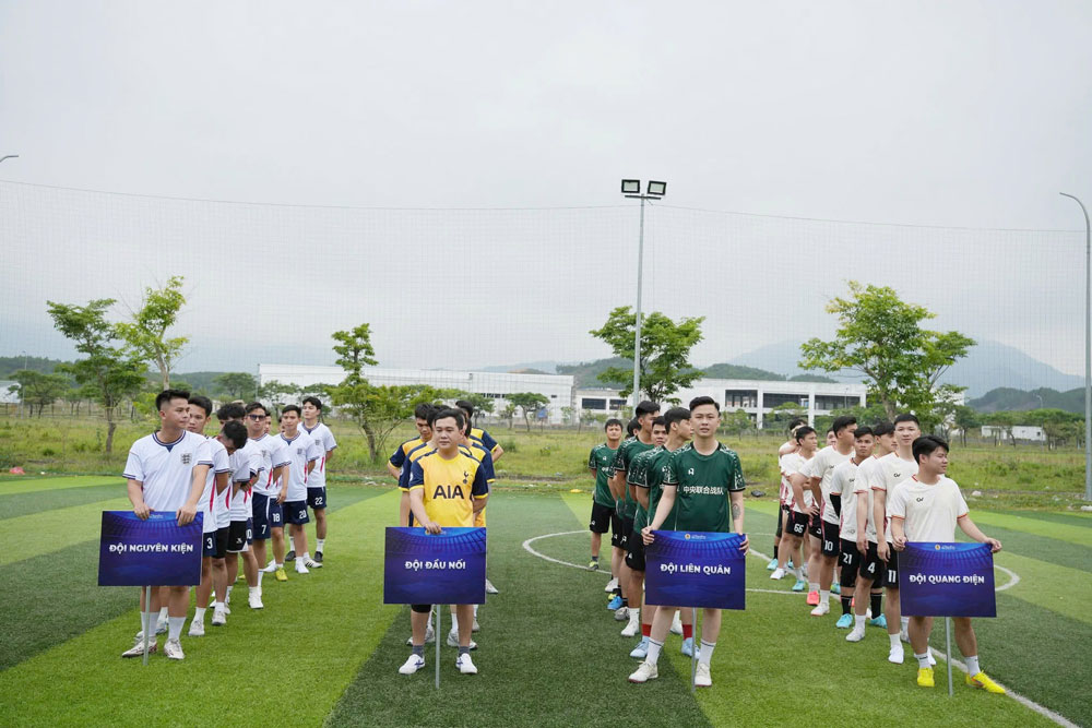 The grassroots trade union of Foxlink Da Nang Electronics Co., Ltd. organized the first "Foxlink Da Nang Cup" Men's Football Tournament, 2026. Photo: Da Nang Trade Union