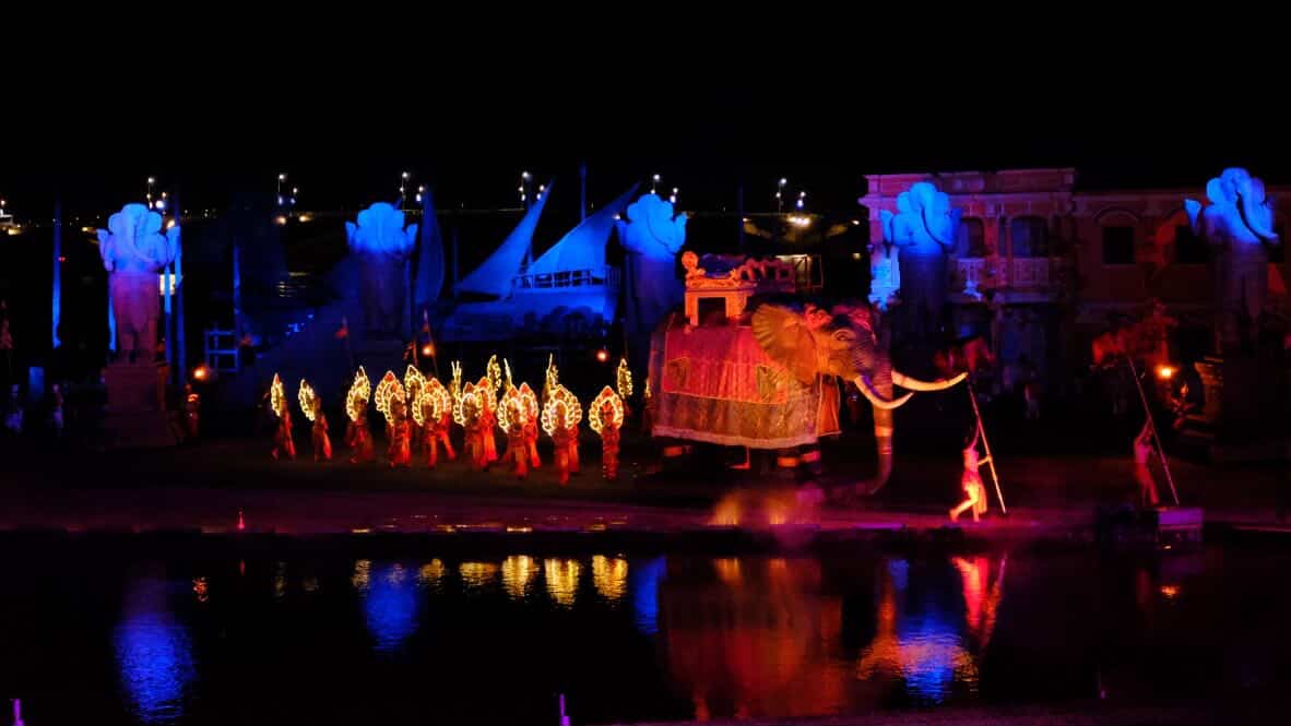 Show diễn “Ký ức Hội An” là sản phẩm du lịch độc đáo. Ảnh: NVCC