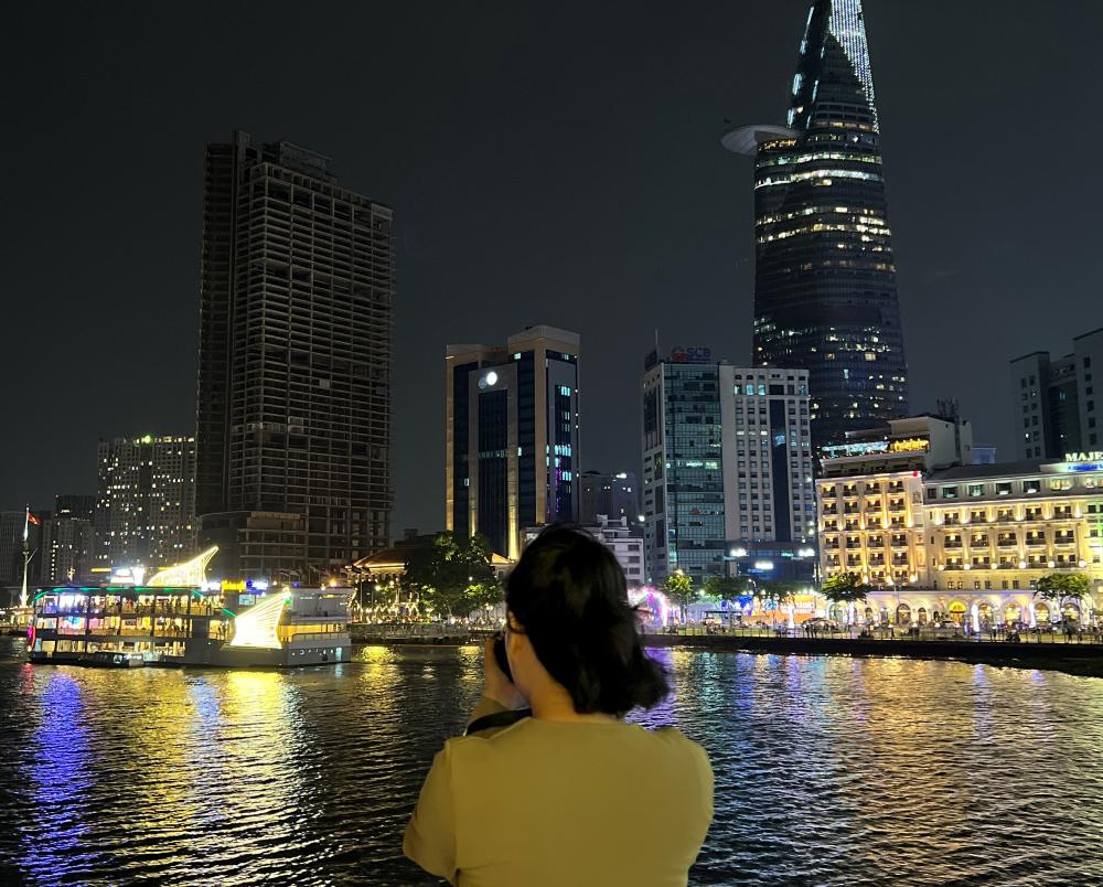 Tour du lịch đường sông tại TPHCM ghi nhận tín hiệu sôi động trong dịp lễ 30.4. Ảnh: Thanh Chân 