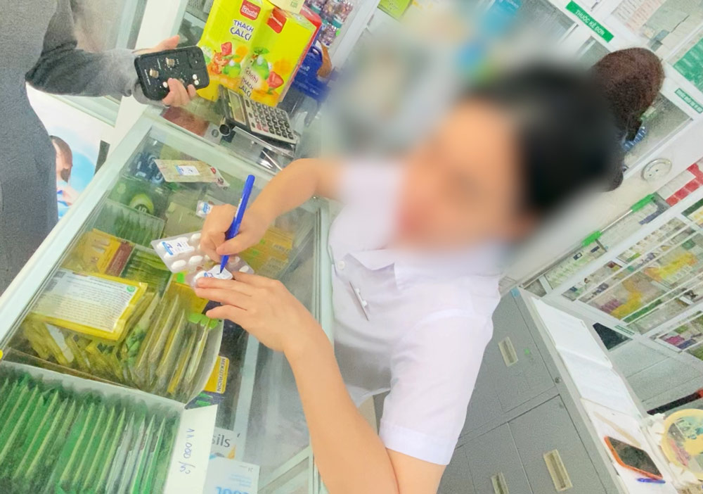 No prescription, 500 mg antibiotics are still purchased through descriptions of disease symptoms