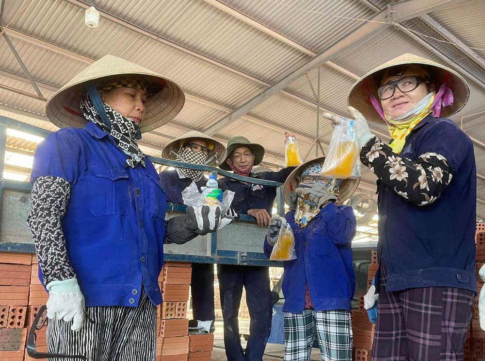 Công đoàn cơ sở Công ty Phan Ngọc Anh đã tích cực hưởng ứng chương trình này bằng cách triển khai nhiều hoạt động thiết thực chăm lo cho đoàn viên, người lao động tại 3 cơ sở của công ty. Ảnh: Công đoàn Nam Phước