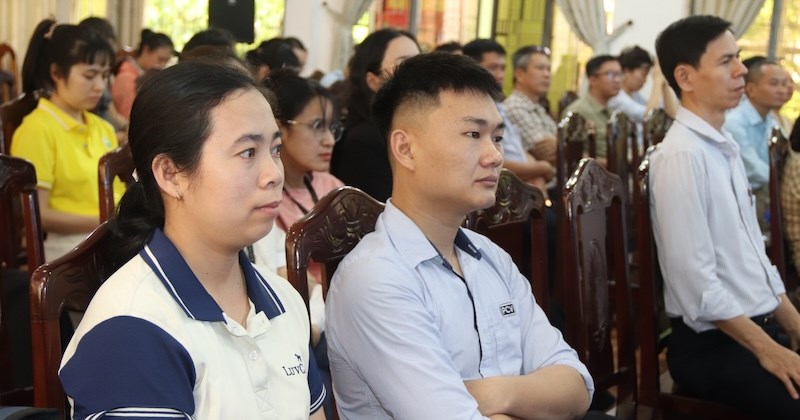 Đà Nẵng: Liên đoàn Lao động quận Hải Châu thông tin thời sự cho đoàn viên