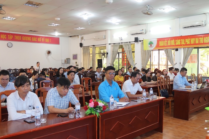 Các cán bộ, đoàn viên tham dự hội nghị. Ảnh: Nguyễn Linh