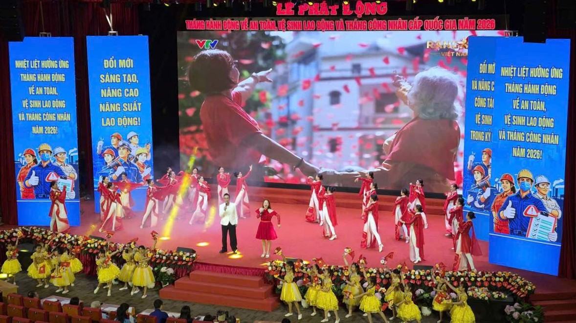 General rehearsal of the Launching Ceremony of Workers' Month and Action Month on Occupational Safety and Health in 2026 co-organized by the Vietnam General Confederation of Labor. Photo: Nguyen Hung