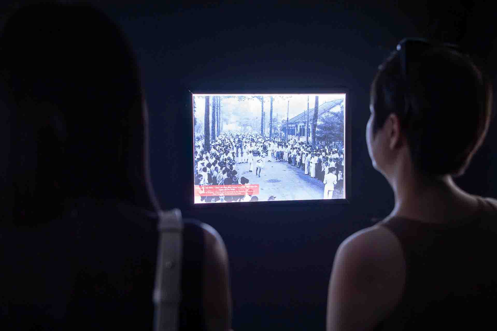 Hầm có 6 phòng thông nhau qua các hành lang.