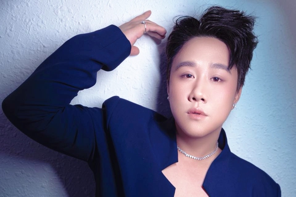 Nam ca sĩ Trung Quân Idol. Ảnh nghệ sĩ cung cấp