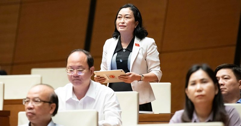 Cán bộ cấp xã gánh vác công việc của 7 phòng ban, quá tải