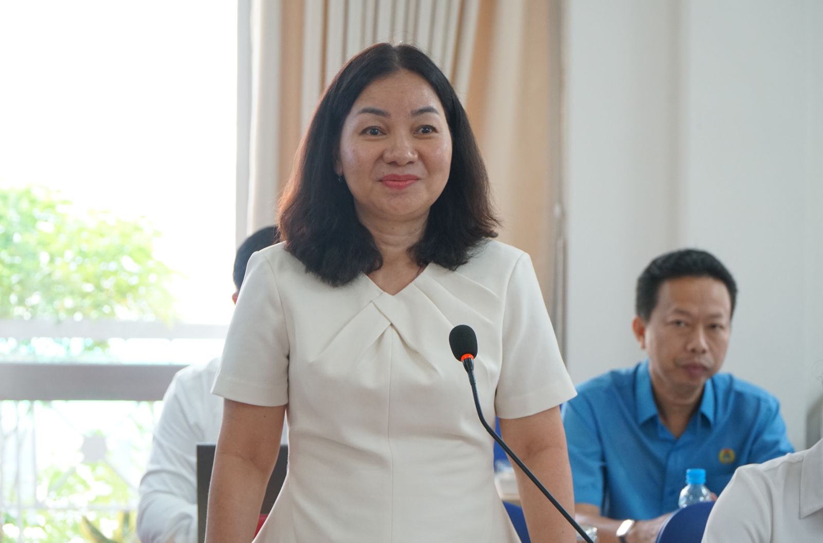 Bà Trương Thị Bích Hạnh - Ủy viên Thường vụ Thành ủy, Phó Chủ tịch Thường trực Ủy ban Mặt trận Tổ quốc Việt Nam TPHCM phát biểu tại buổi làm việc. Ảnh: Thanh Chân