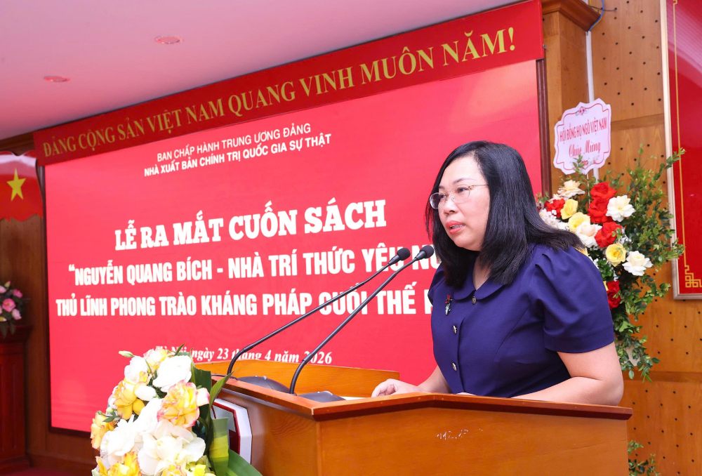 Bà Phạm Thị Thinh - Phó Giám đốc, Phó Tổng Biên tập Nhà xuất bản Chính trị quốc gia Sự thật. Ảnh: Ái Vân