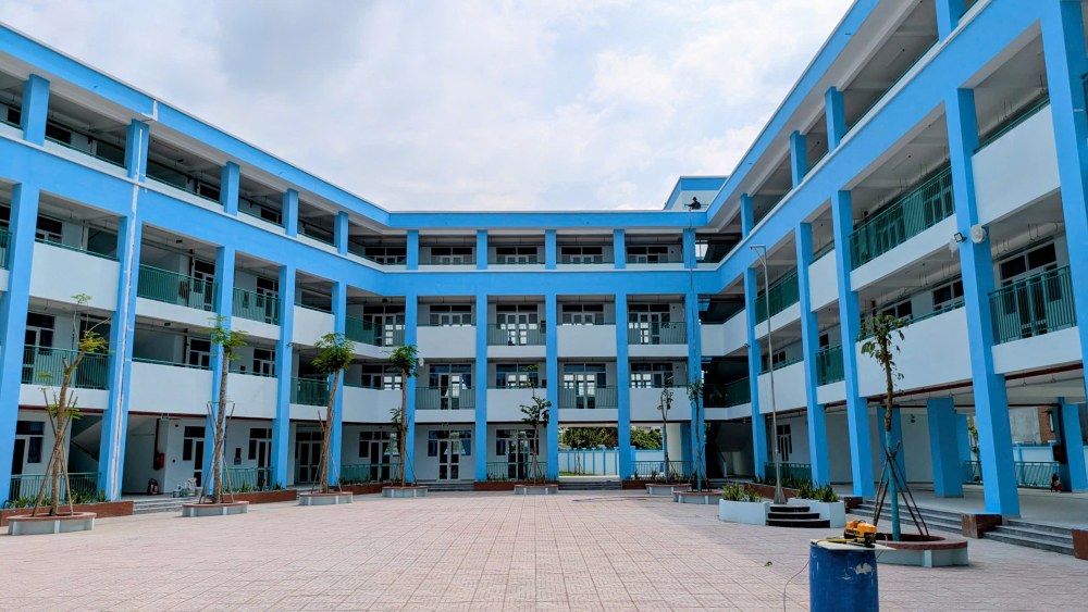 Trường học thiết kế gồm 1 trệt và 3 lầu. Ảnh: Anh Tú