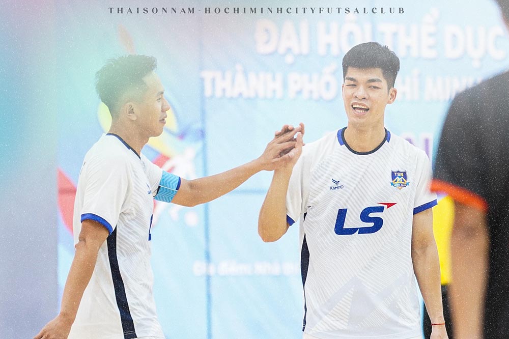 A lineup of many national players helped Chanh Hung Thai Son Nam win 22-0. Photo: Thai Son Nam Club