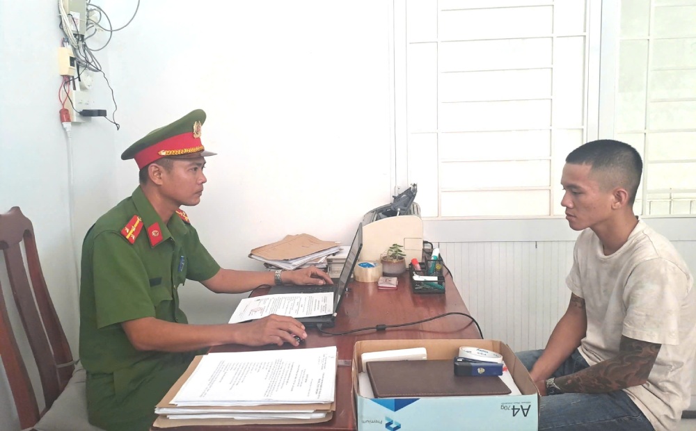 The urine test results of Duy and the seized tools were all positive for methamphetamine. Photo: CACC