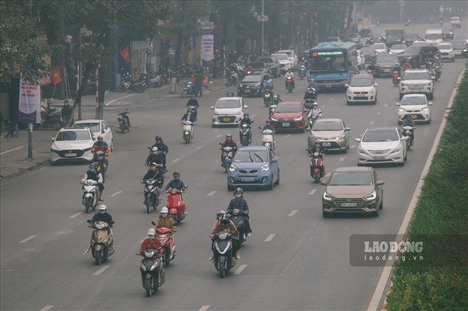 Không khí lạnh gây mưa, giảm nhiệt ở nhiều nơi. Ảnh: Thế Kỷ