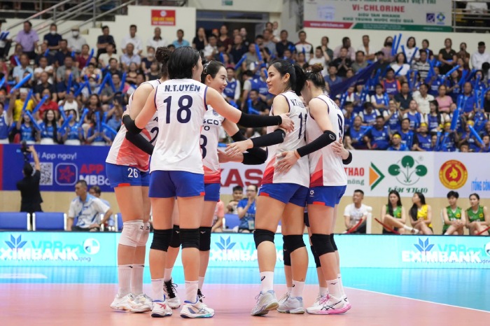 Hanoi Tasco Auto defeated Information Army in the semi-finals of Hung Vuong Cup 2026. Photo: VFV