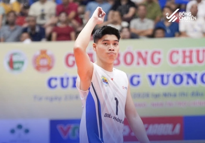 비엔퐁, 훙브엉컵에서 하노이에 쉽게 승리. 사진: VFV