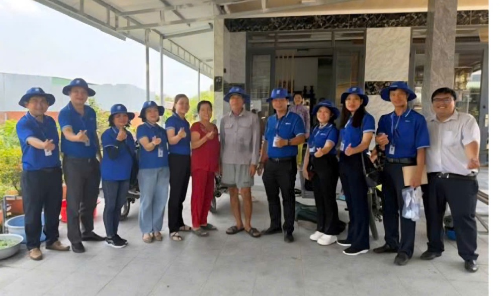 VNPT Tay Ninh Trade Union has just successfully organized the program "Saturday - accompanying the frontline". Photo: Hoang Huy