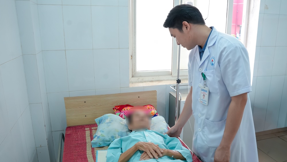 Sức khỏe của nam bệnh nhân đã dần ổn định. Ảnh: Bệnh viện Đa khoa Quảng Trị