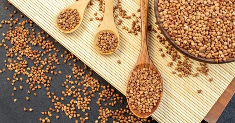 Salad quinoa Địa Trung Hải: Món ăn giàu protein, dễ làm tại nhà