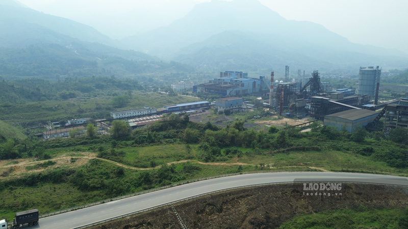 Nhà máy gang thép tại khu công nghiệp Tằng Loỏng hiện nay. Ảnh: Đinh Đại