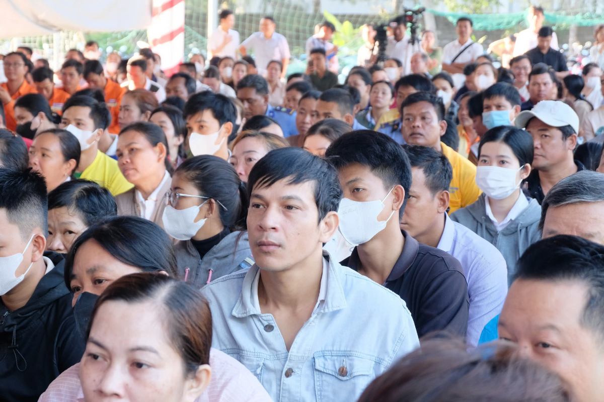 Quang cảnh buổi lễ. Ảnh: Tạ Quang