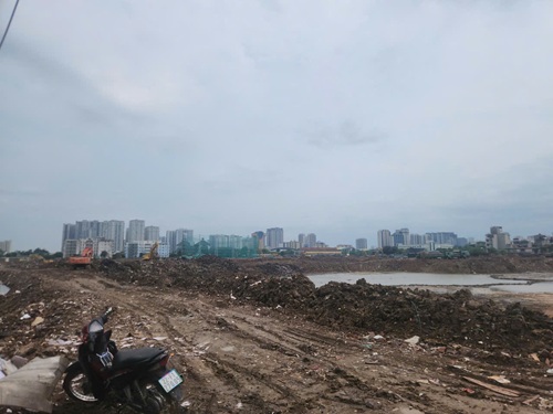 Nhiều hạng mục công trình chống ngập hồ điều Hoà Phú đô đang về đích. Ảnh Minh Hạnh 