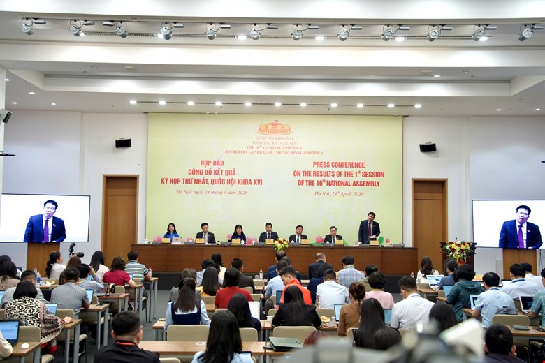 Họp báo công bố kết quả Kỳ họp thứ Nhất Quốc hội khóa XVI. Ảnh: Media Quốc hội