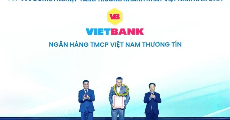 Vietbank được vinh danh trong FAST500 và Top 50 doanh nghiệp tăng trưởng