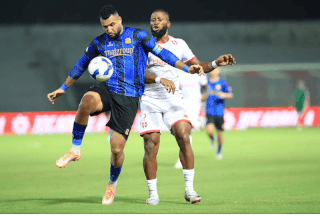 Hoang Anh Gia Lai se enfrenta a Hai Phong en la jornada 20 de la V.League 2025-2026. Foto de : VPF