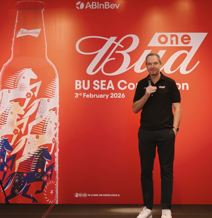 Mr. Craig Maclean - CEO, Southeast Asia region, shared at the internal conference of AB InBev, which has just been recognized as the "Top Recruiter" in 2026 in Vietnam. Photo: Source AB InBev