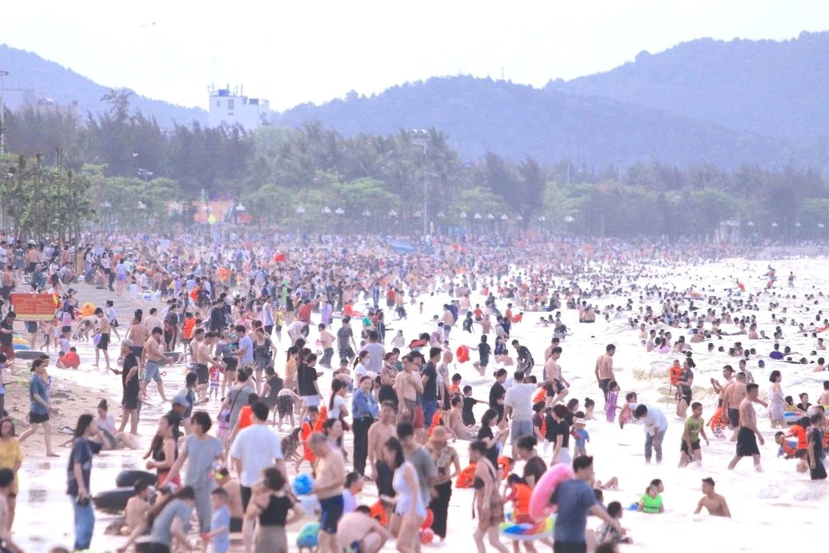 Cửa Lò hướng đến du lịch bốn mùa. Ảnh: Mai Ngân