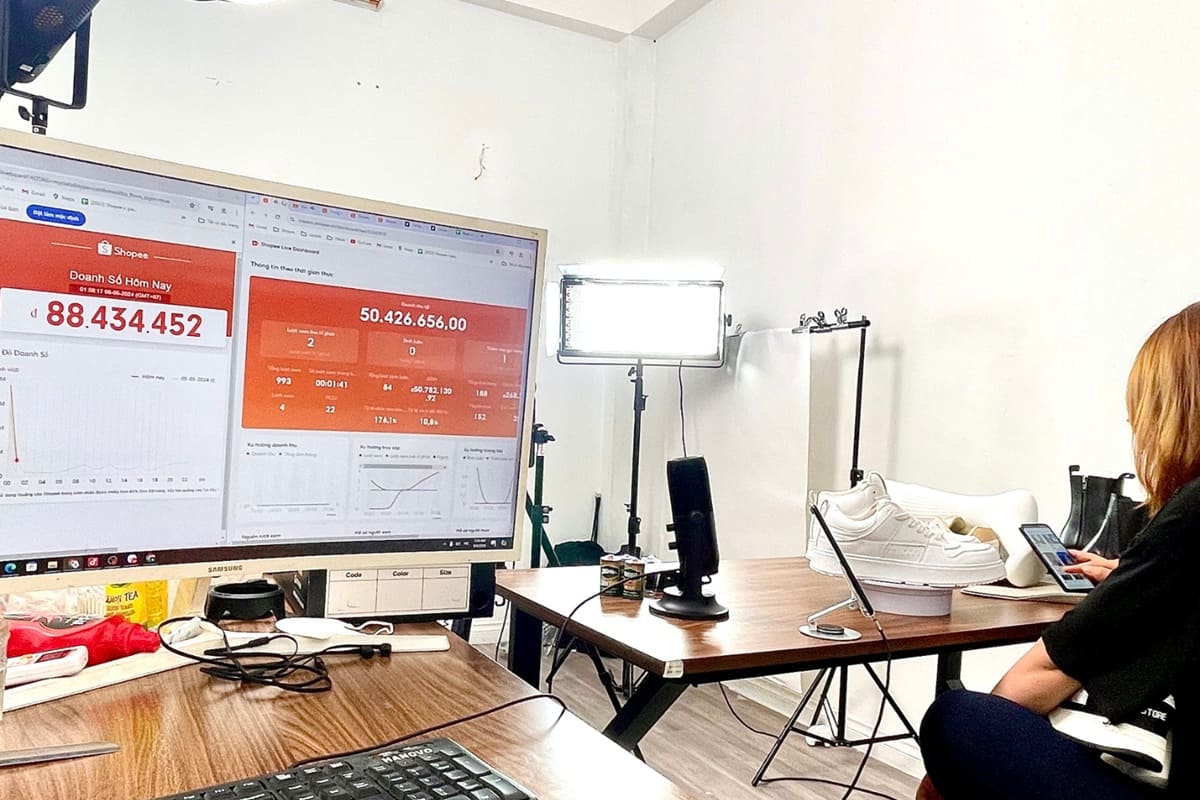 G2 Store đã tận dụng các dữ liệu này để chuẩn hóa quy trình livestream, từ nội dung đến danh mục sản phẩm, qua đó cải thiện hiệu quả chuyển đổi. Ảnh: Shopee