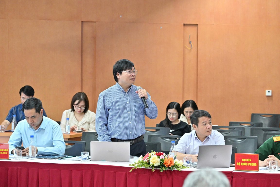 Đại diện Cục Việc làm (Bộ Nội vụ) trả lời về vấn đề 