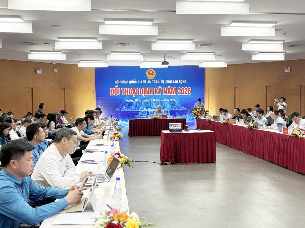 Toàn cảnh buổi đối thoại. Ảnh: Bảo Hân 