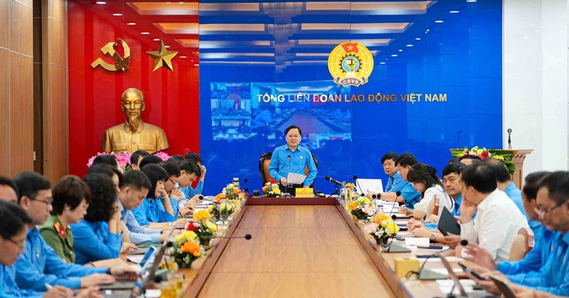 Đại hội Công đoàn Việt Nam lần thứ 14 nhất trí thông qua dự thảo văn kiện