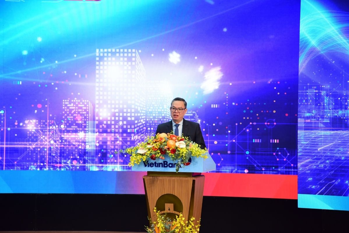 Ông Trần Minh Bình - Bí thư Đảng ủy, Chủ tịch HĐQT VietinBank phát biểu khai mạc ĐHĐCĐ thường niên 2026. Ảnh: VietinBank 