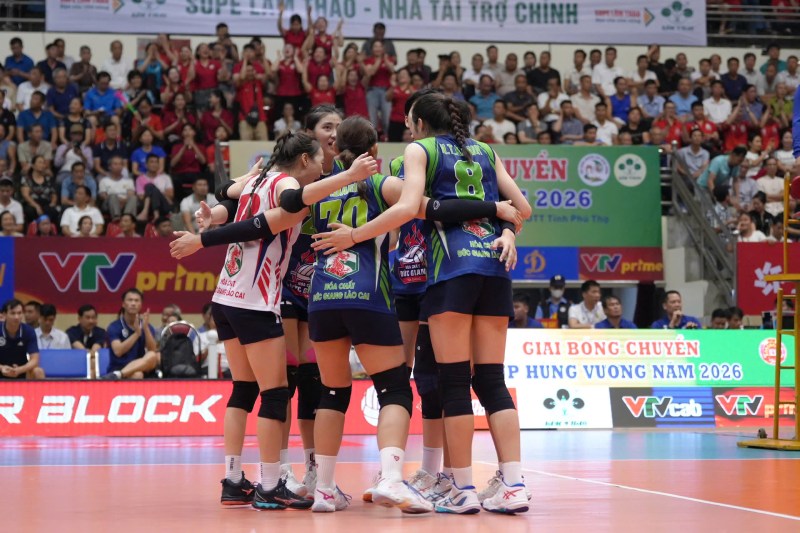 Duc Giang Chemicals meet Hanoi Tasco Auto in the final of Hung Vuong Cup 2026. Photo: VFV