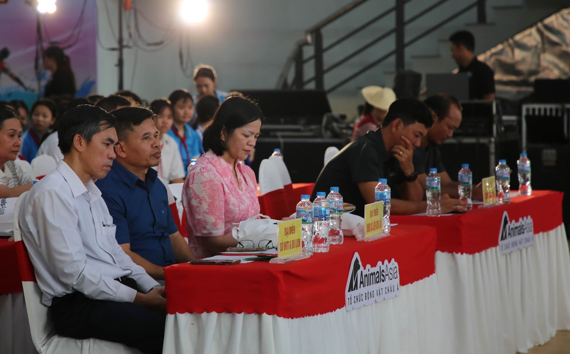 Quang cảnh ngày hội. Ảnh: Công Sáng