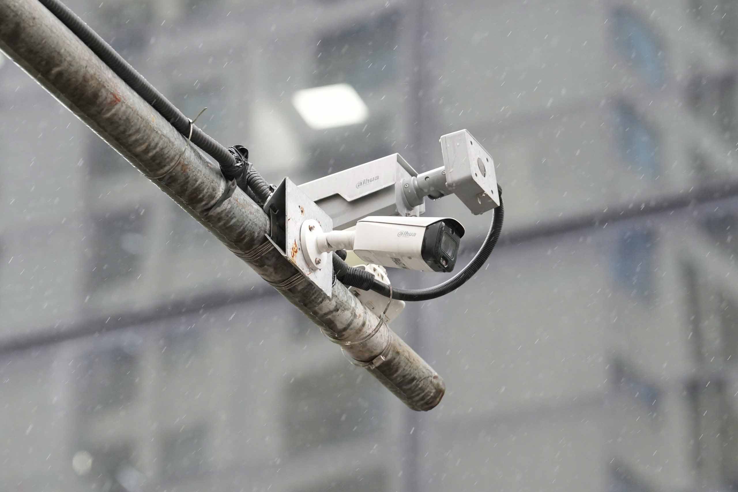 The Ministry of Public Security is drafting amendments to regulations on camera fines. Photo: Tra My