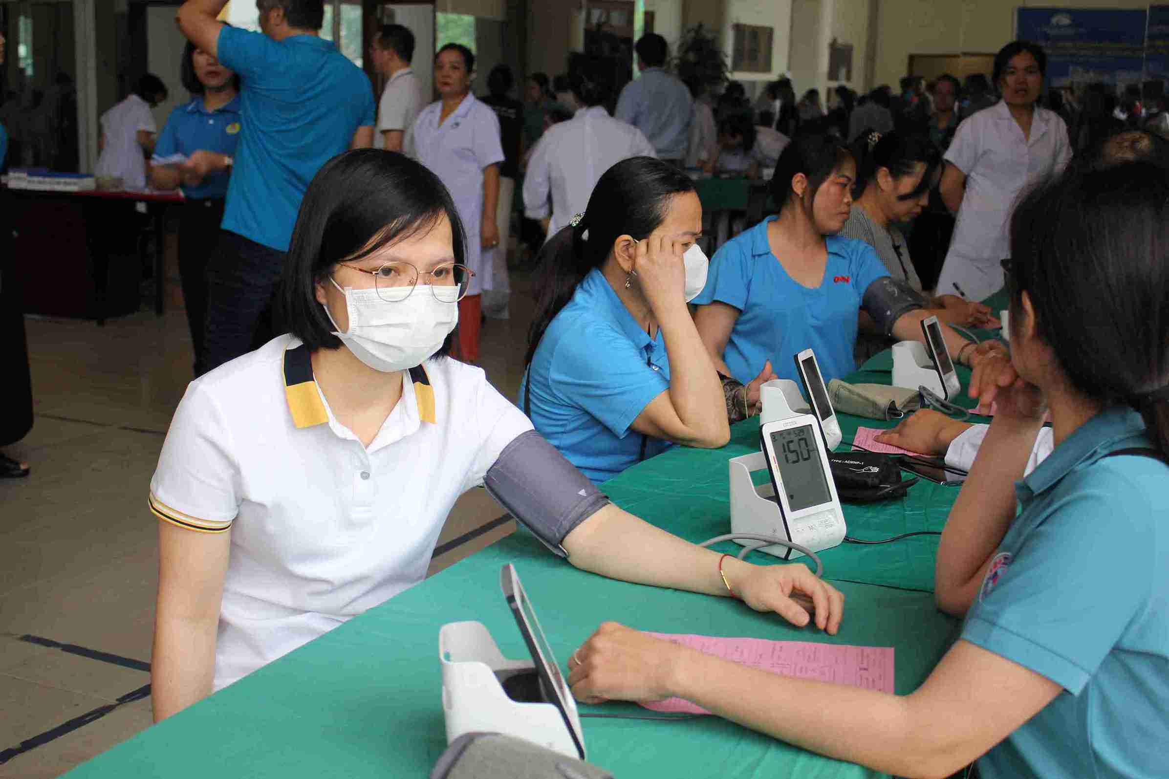 The festival attracted 1,300 union members, workers, and laborers to participate in blood donation. Photo: Mai Huong