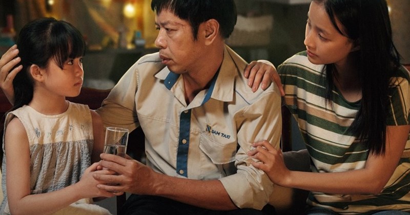 Anh Hùng" của Thai Hoa vượt doanh thu "Heo Nam Mong", "Fe Tong