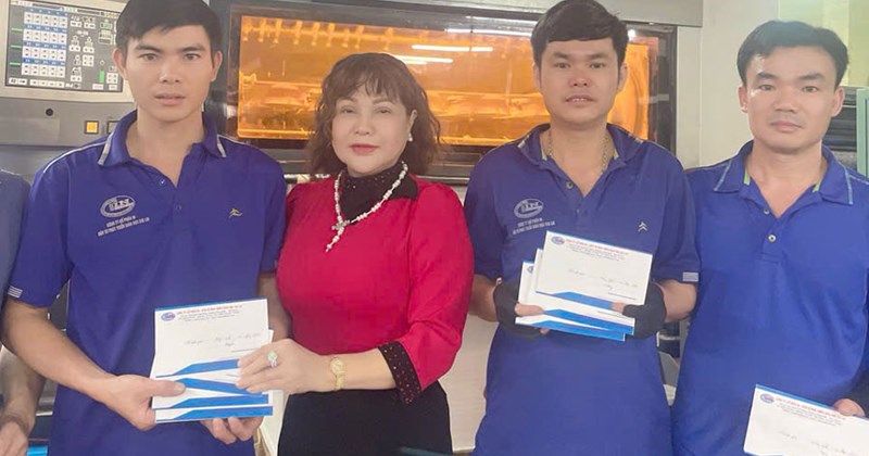 Thợ in sách Gia Lai nỗ lực tăng năng suất