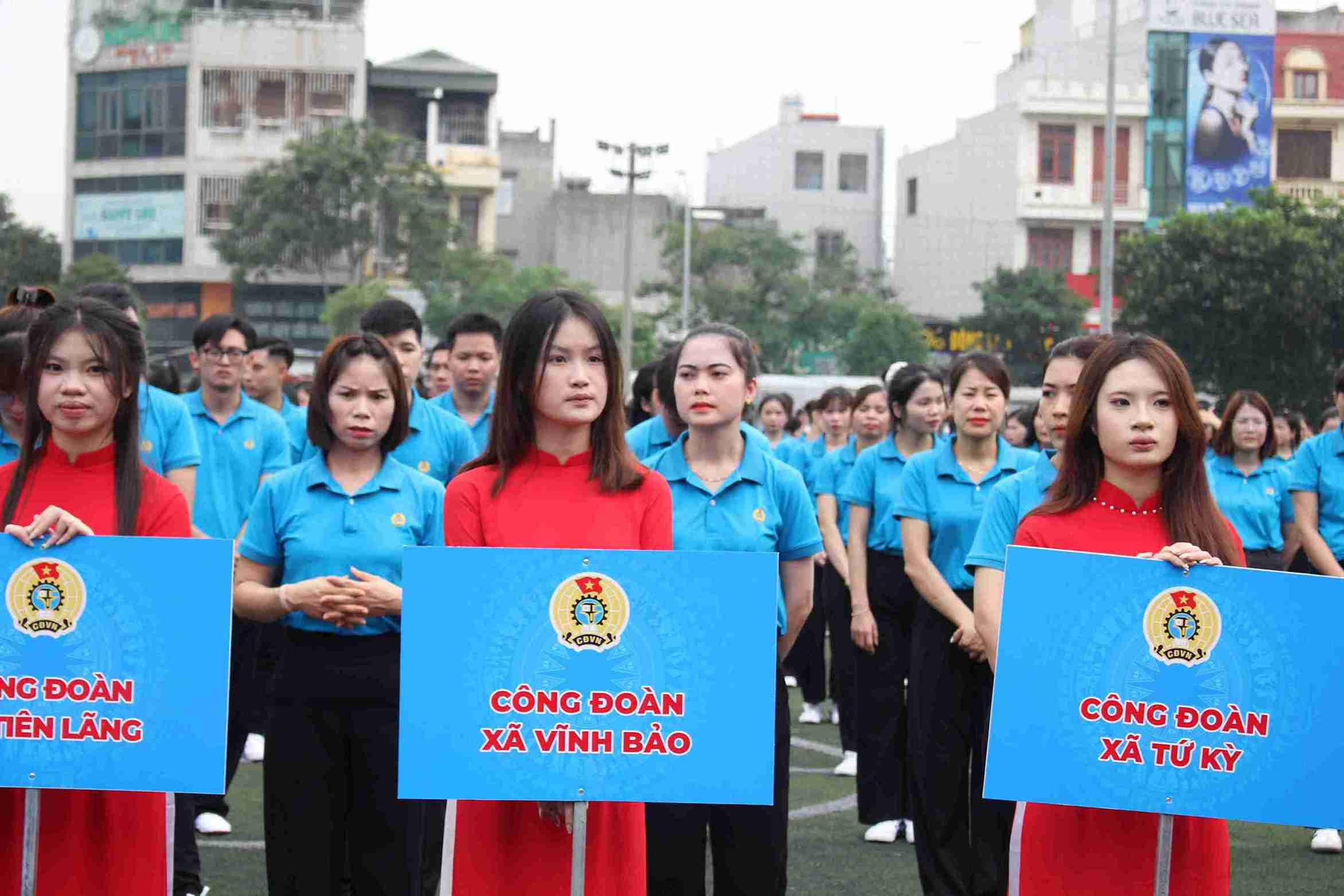 Hai Phong Trade Union launches Workers' Month, spreading emulation movement. Photo: Mai Huong